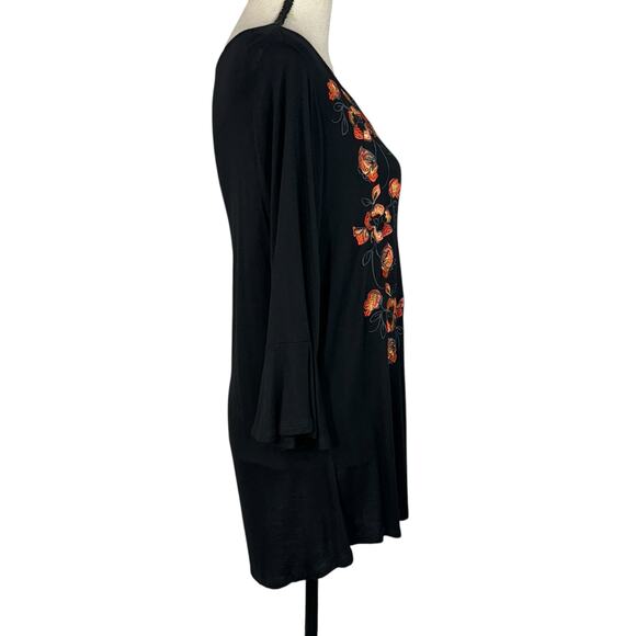 APT 9 Large Top Floral Embroidered 3/4 Bell Sleeves Stretch Wide Neckline Black - Picture 4 of 9